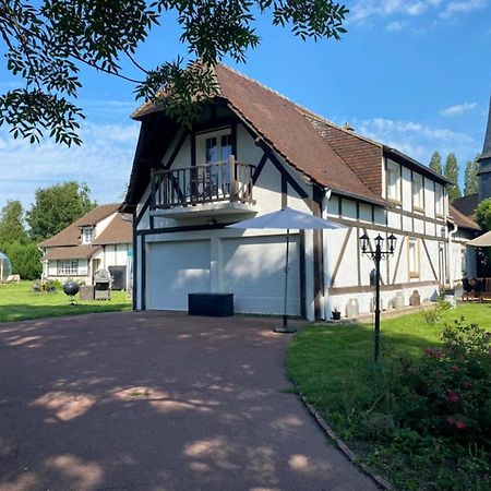 Chic Et Charme Cottage Suzay Exterior photo